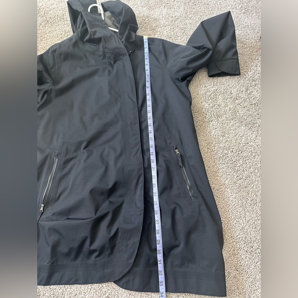 Lululemon Savasana Waterproof Jacket - Picture 16 of 16